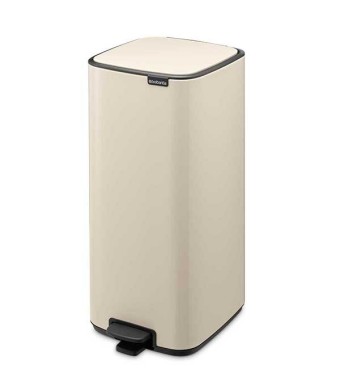 פח אשפה למטבח BO פדל 30 ליטר, בז' עדין Brabantia + הנחה 10% לנרשמים לניוזלטר + משלוח חינם