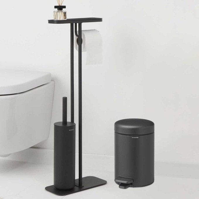 סט לשירותים אפור כהה מינרלי Brabantia: פח פדל 3 ליטר NewIcon + באטלר - מעמד לנייר טואלט, מברשת אסלה זיפים ומדף MindSet ברבנטיה + משלוח חינם + הנחה 10% לנרשמים לניוזלטר