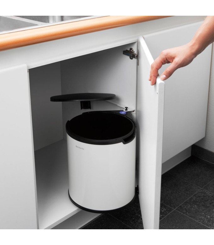 פח אשפה פנימי למטבח - מתחת לכיור 15 ליטר לבן Brabantia + הנחה 10% לנרשמים לניוזלטר ומשלוח חינם