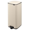 פח אשפה למטבח BO פדל 30 ליטר, בז' עדין Brabantia + הנחה 10% לנרשמים לניוזלטר + משלוח חינם