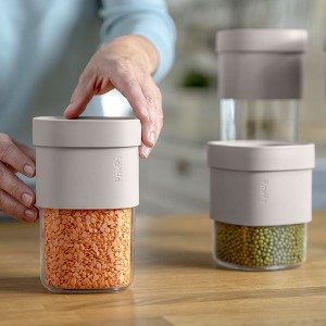 סט 3 מיכלי אחסון מזון יבש Flip מתרחב Lekue מבית Brabantia + הנחה 10% לנרשמים לניוזלטר