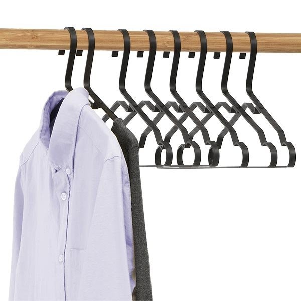 קולבים לבגדים - סט 8, שחור Brabantia + הנחה 10% לנרשמים לניוזלטר