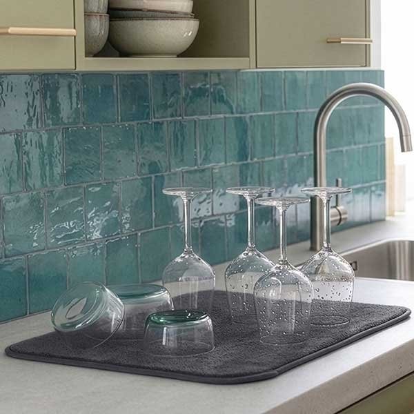 משטח מיקרופייבר לייבוש כלים - אפור כהה Brabantia + עכשיו במבצע 40% הנחת ראש השנה SALE