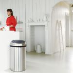 פח טאץ 60 ליטר מט Brabantia FPP + משלוח חינם + הנחה 10% לנרשמים לניוזלטר - Image 2