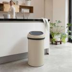 פח טאץ 60 ליטר בז׳ עדין, Brabantia + הנחה 10% לנרשמים לניוזלטר + משלוח חינם - Image 4