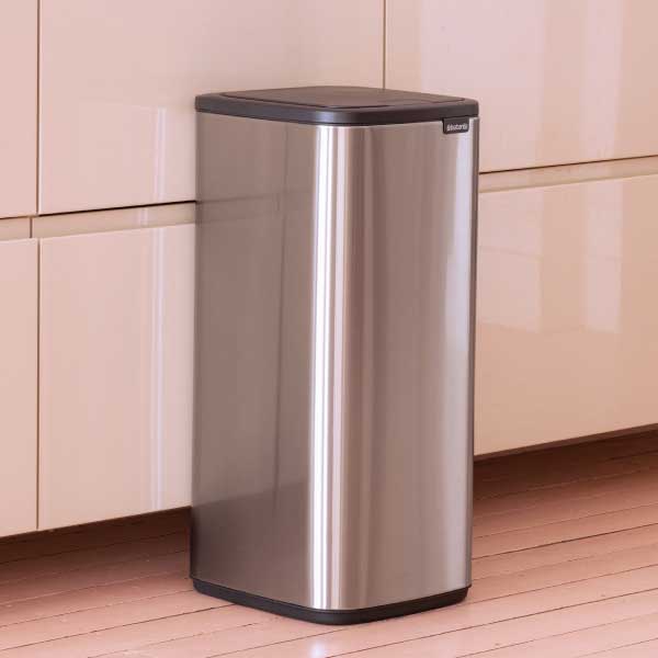  פחי אשפה למטבח BO טאץ 30 ליטר Brabantia 